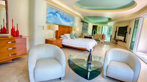 Beautiful, elegant, and luxury Master suite with impressive views of the beach, Puerto Vallarta